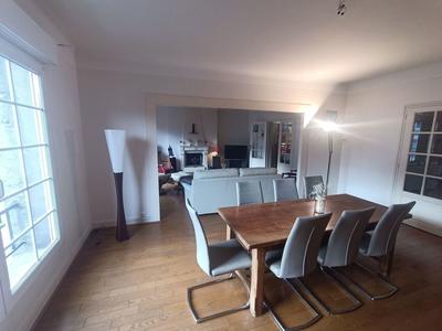 Appartement - 147 m² - 5 pièces
