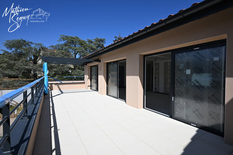 Appartement - 110 m² - 5 pièces