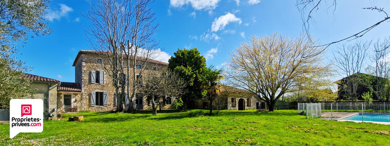 Maison - 520 m² - 17 pièces