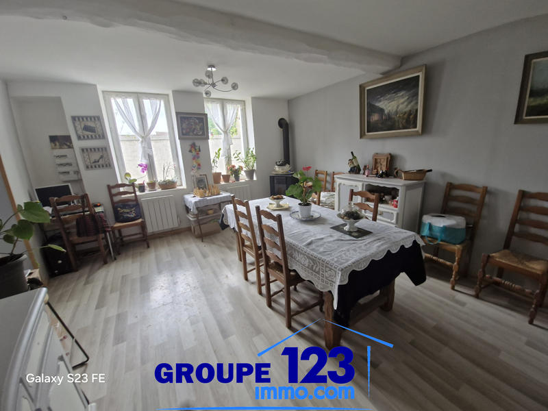 Maison - 80 m² - 4 pièces