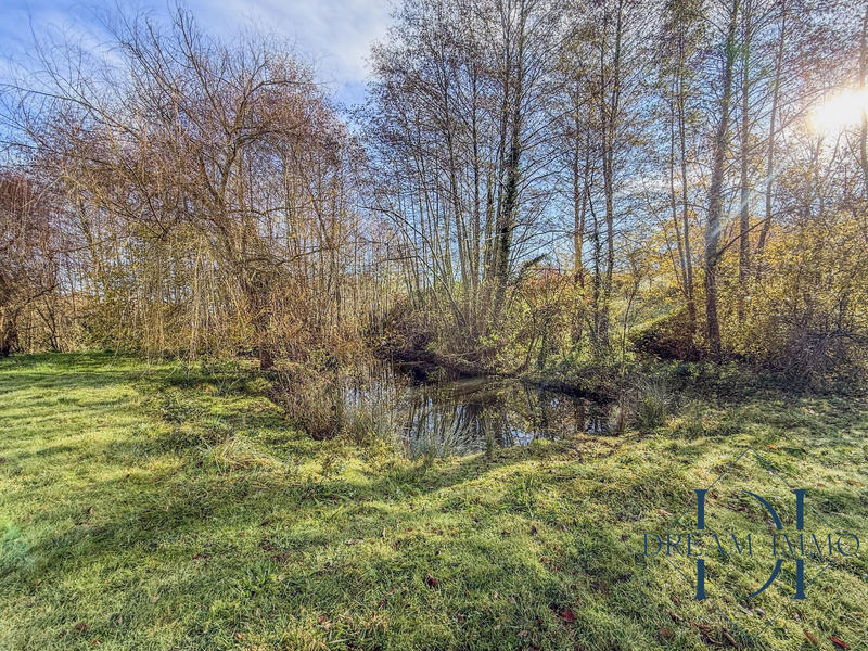 Maison - 217 m² - 6 pièces