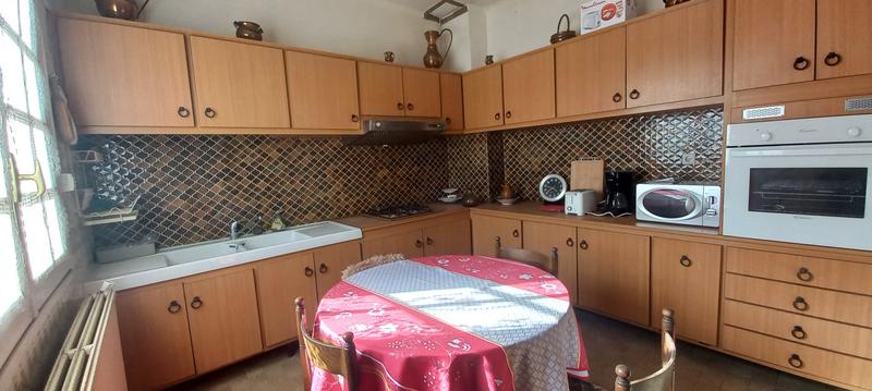 Maison - 180 m² - 7 pièces