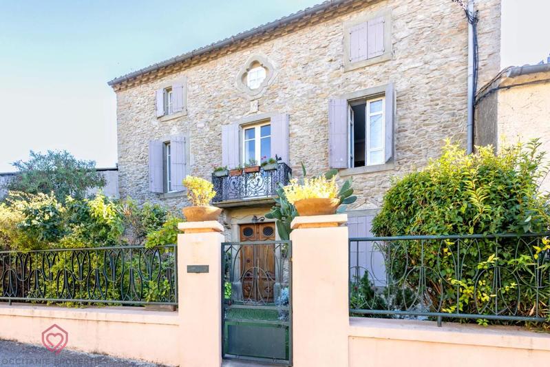 Maison de village - 315 m² - 12 pièces