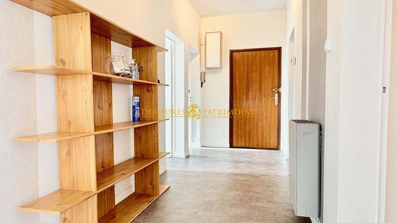 Appartement - 90 m² - 3 pièces