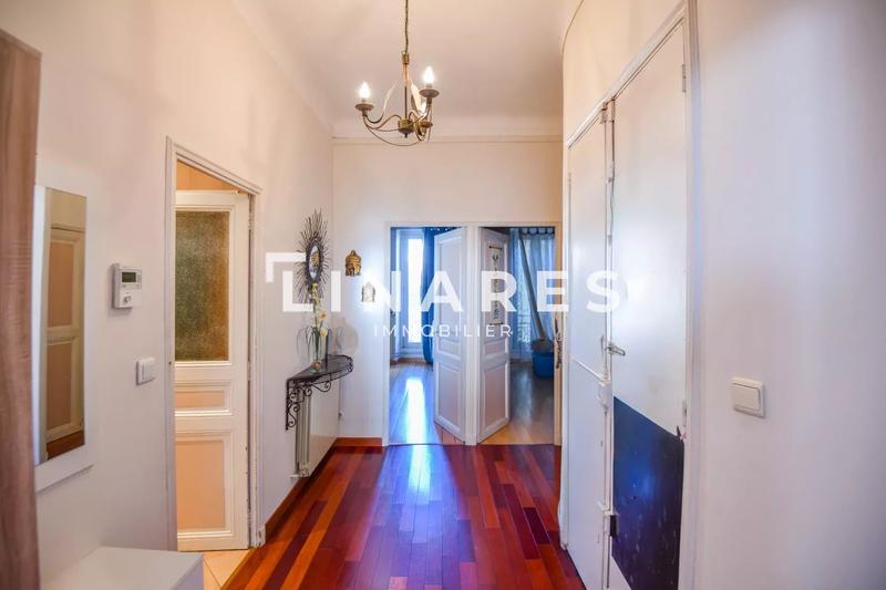 Appartement - 72 m² - 3 pièces