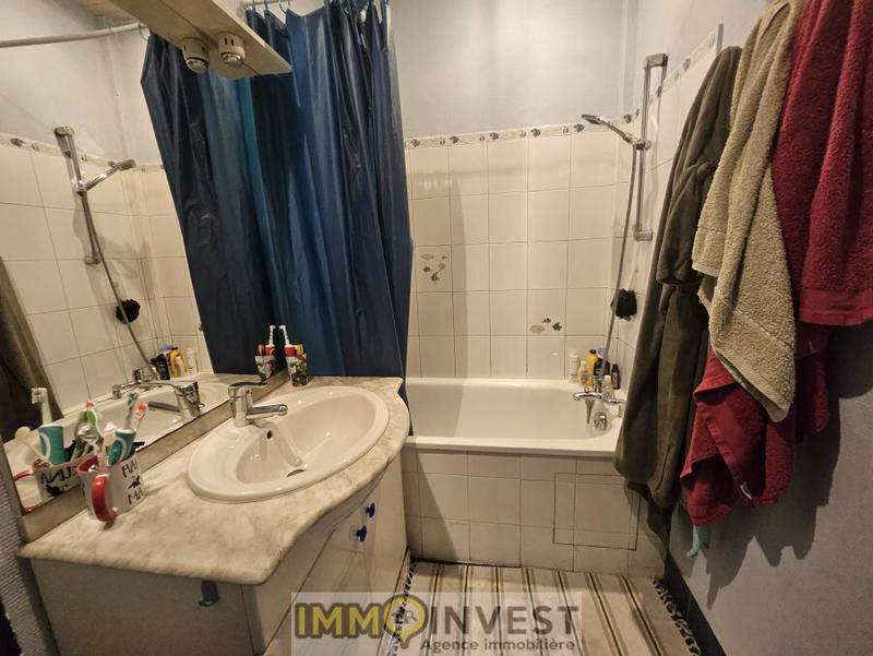 Appartement - 70 m² - 3 pièces