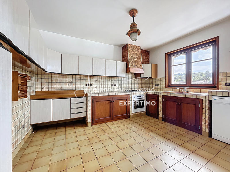 Maison - 163 m² - 5 pièces