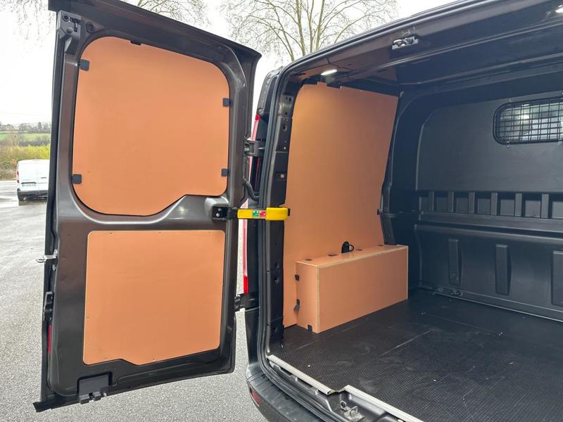 Ford Transit Custom Cabine Approfondie 320 L1h1 2.0 Ecoblue 170 Bva Sport