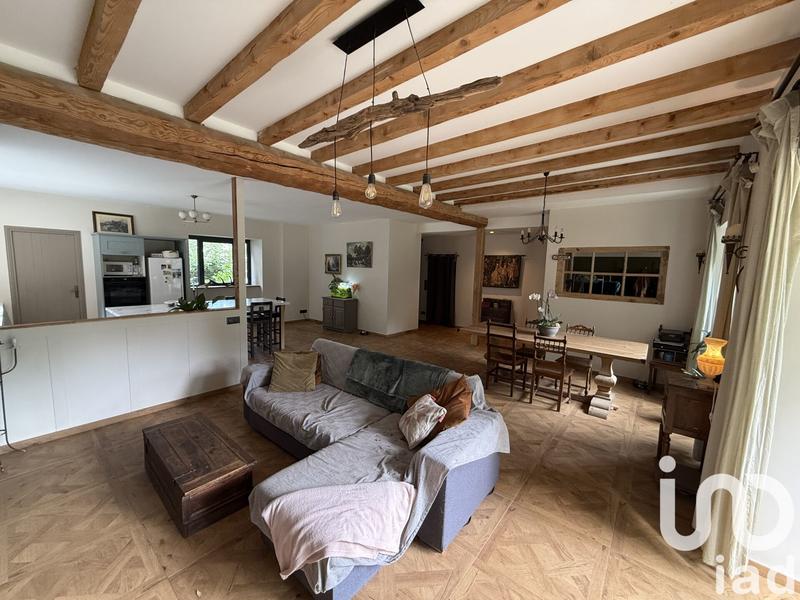 Maison - 197 m² - 8 pièces