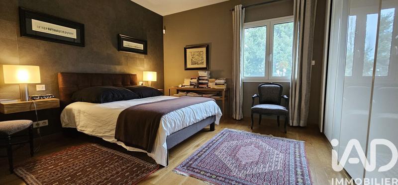 Maison - 290 m² - 7 pièces