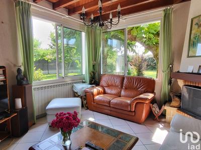 Maison - 104 m² - 4 pièces