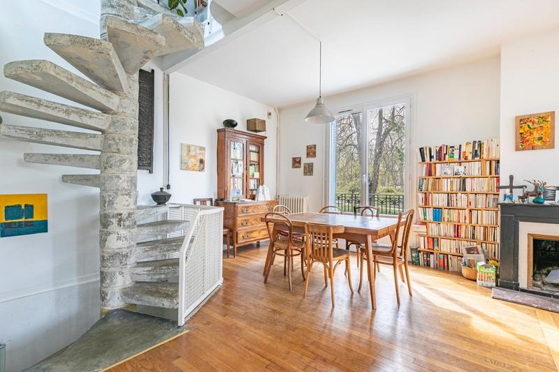 Maison de ville - 150 m² - 7 pièces