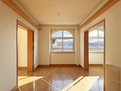 Appartement - 120 m² - 3 pièces