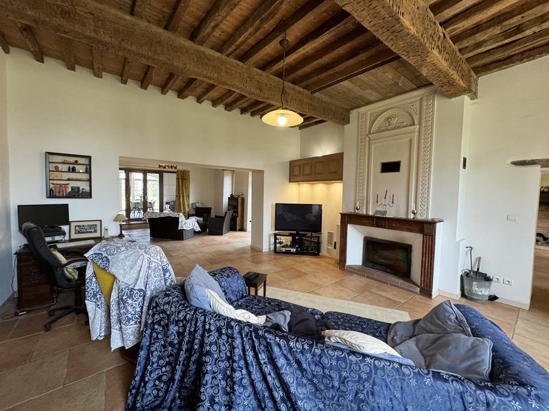 Maison - 433 m² - 11 pièces