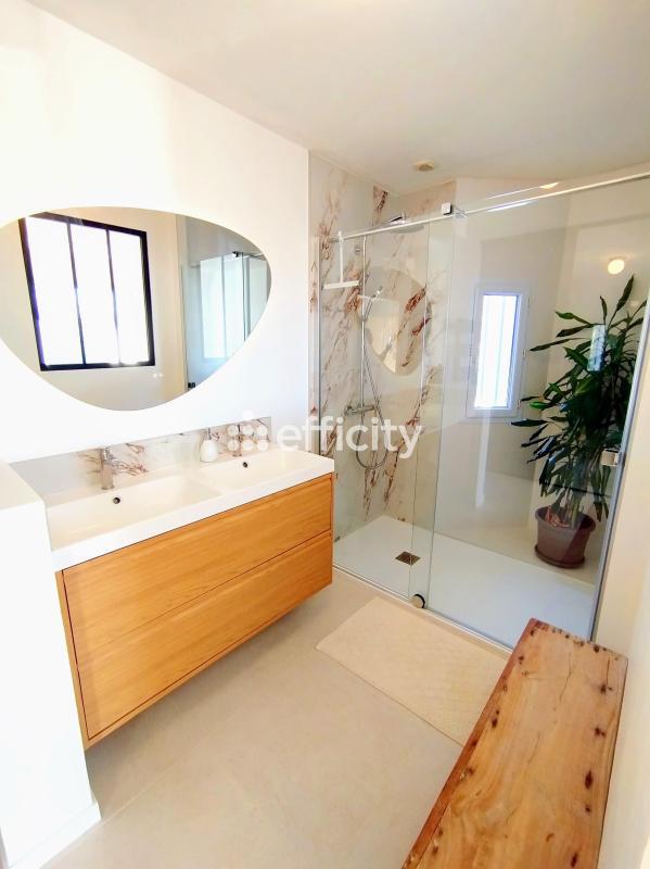 Villa - 190 m² - 7 pièces