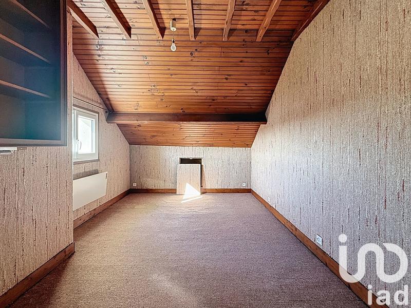 Maison - 180 m² - 8 pièces