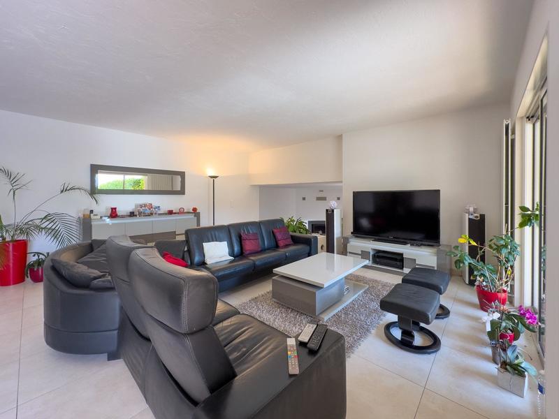 Villa - 195 m² - 6 pièces