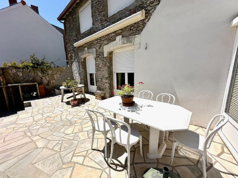 Maison - 140 m² - 6 pièces