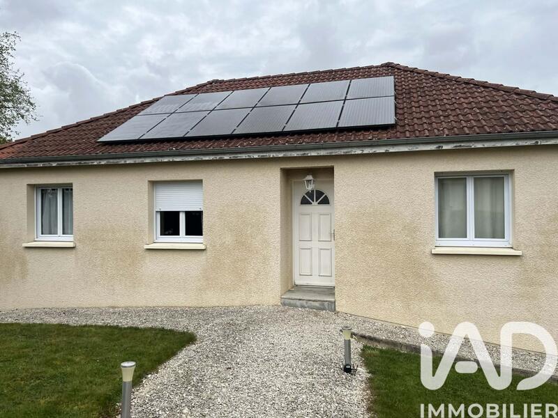 Maison - 90 m² - 5 pièces