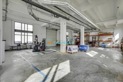 Local d'activité / Entrepôt - 3 292 m²