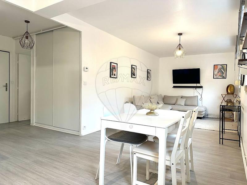 Appartement - 49 m² - 2 pièces