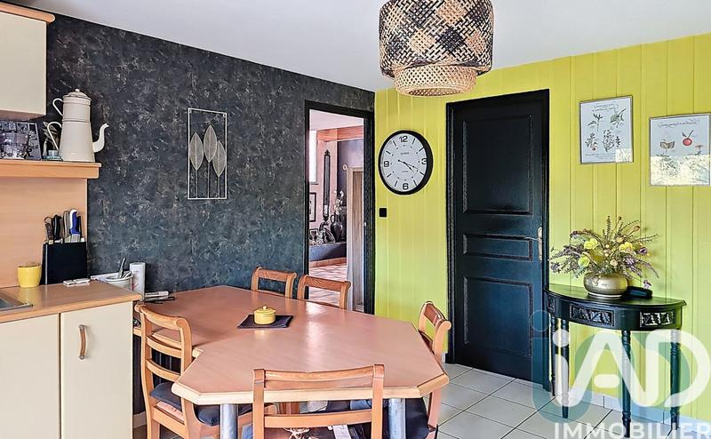 Maison - 200 m² - 9 pièces