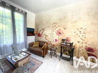 Maison - 95 m² - 5 pièces