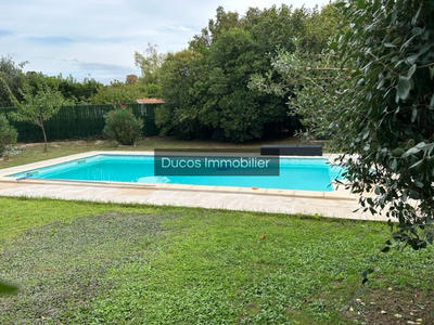 Maison - 270 m² - 9 pièces