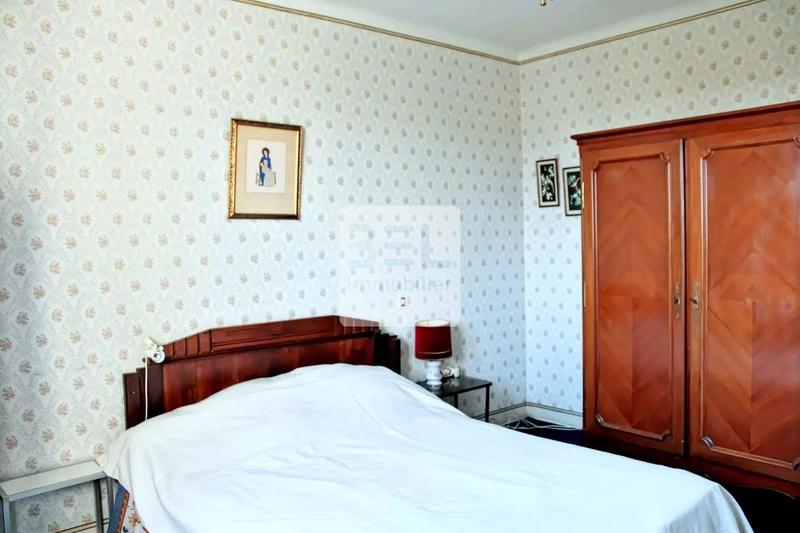 Villa - 228 m² - 10 pièces