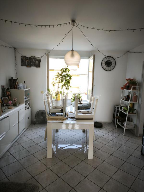 Maison - 99 m² - 4 pièces