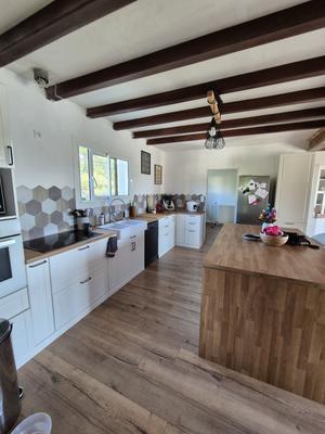 Maison - 200 m² - 10 pièces