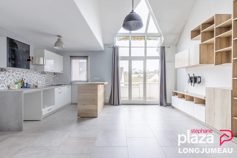 Appartement - 97 m² - 5 pièces