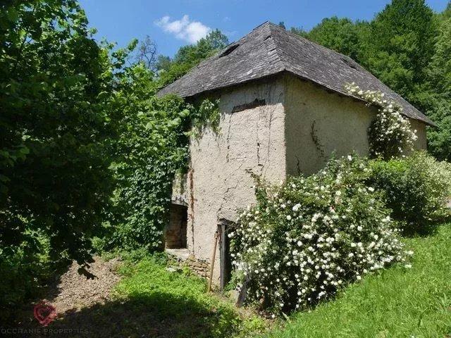 Propriété - 280 m² - 10 pièces