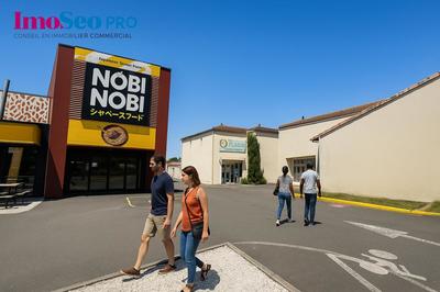 Local commercial - 310 m²