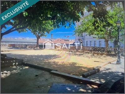 Local commercial - 90 m² - 3 pièces