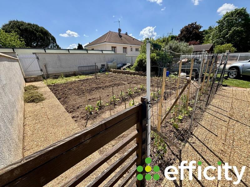 Villa - 235 m² - 9 pièces