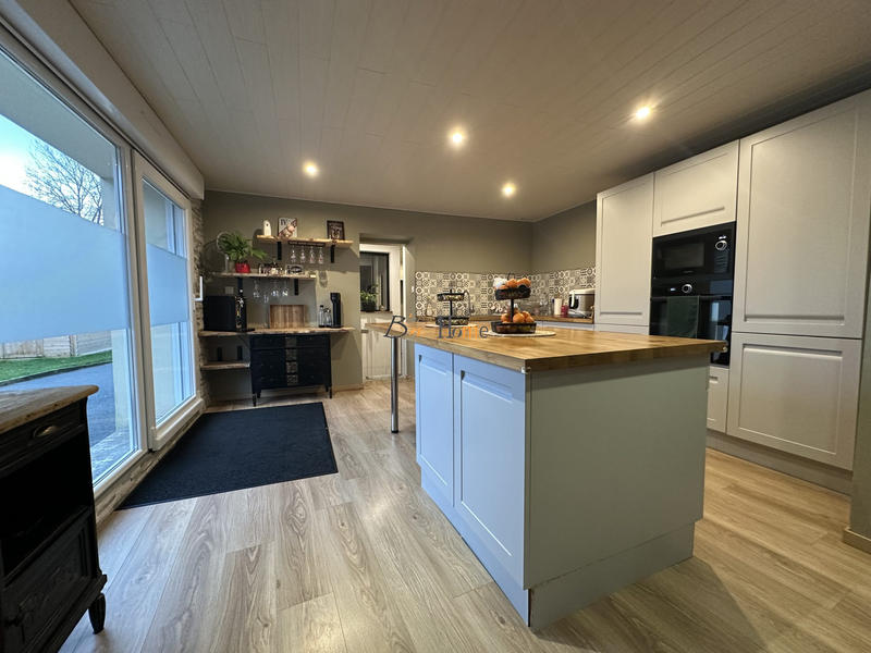 Maison - 123 m² - 4 pièces