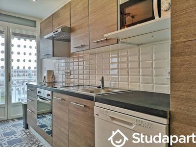 Chambre - 9 m² - 1 pièce