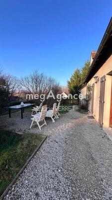 Maison traditionnelle - 143 m² - 7 pièces