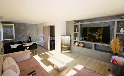 Maison - 81 m² - 4 pièces