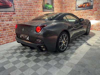 Ferrari California V8