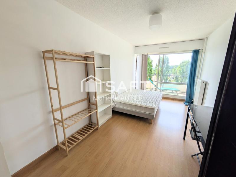 Appartement - 110 m² - 6 pièces