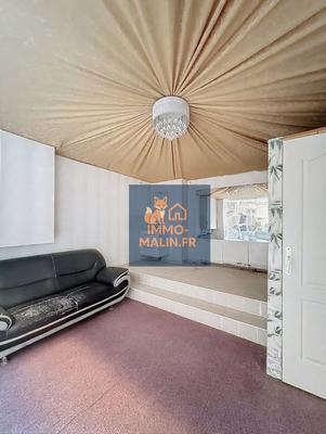 Local commercial - 74 m² - 6 pièces