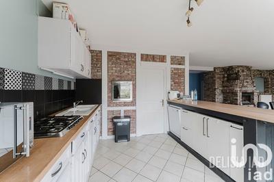 Maison - 298 m² - 8 pièces