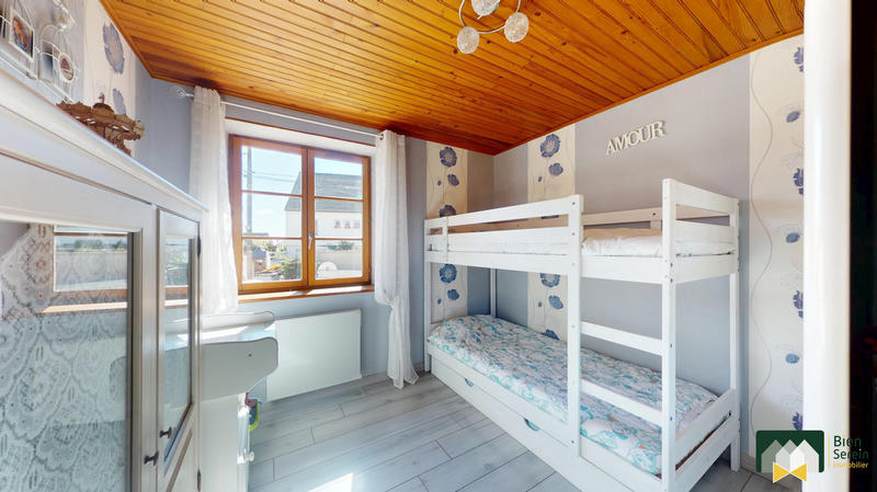 Maison - 105 m² - 5 pièces