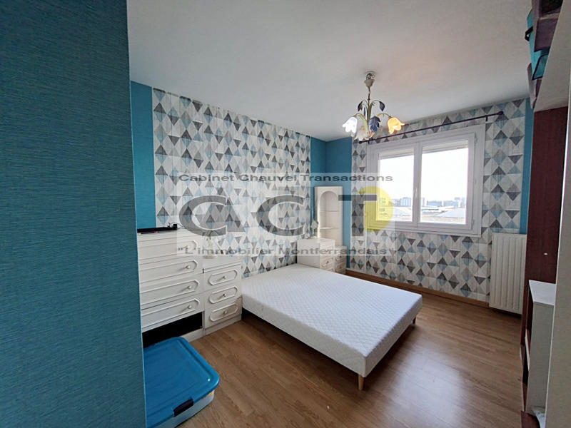 Appartement - 76 m² - 4 pièces