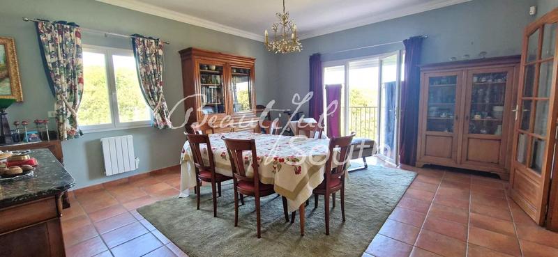 Villa - 210 m² - 6 pièces