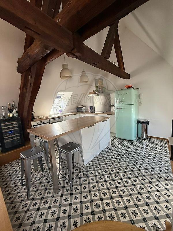 Appartement - 85 m² - 4 pièces