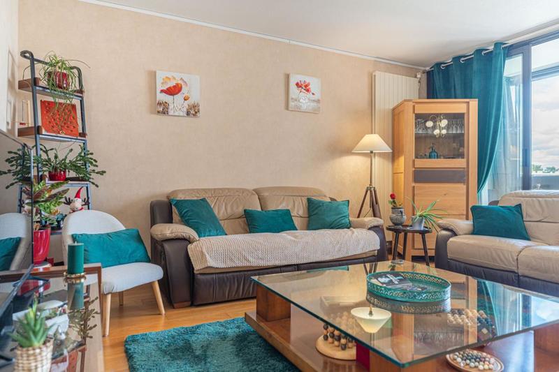 Appartement - 121 m² - 6 pièces