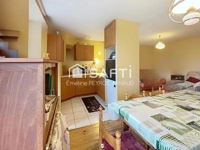 Maison - 237 m² - 10 pièces